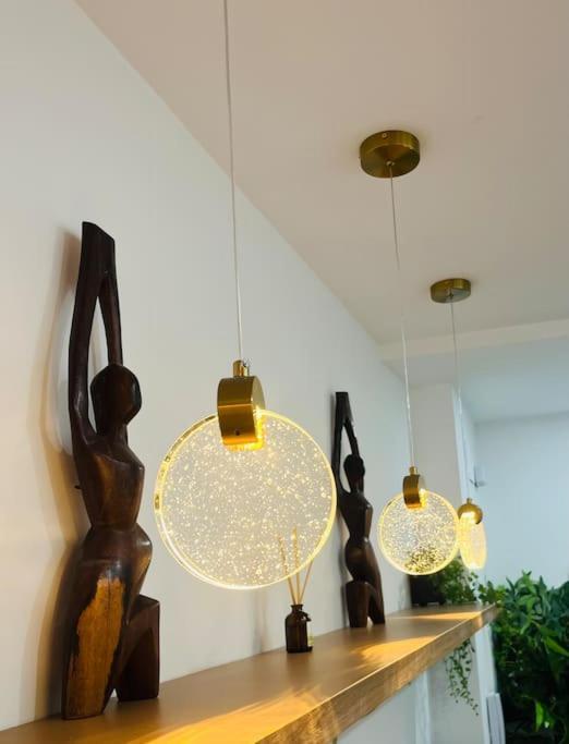 New Luxurious Studio With Patio/Center Apartment มาลากา ภายนอก รูปภาพ